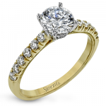 ROUND-CUT ENGAGEMENT RING IN 18K GOLD WITH DIAMONDS