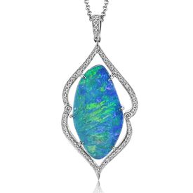 OPAL PENDANT IN 18K GOLD WITH DIAMONDS