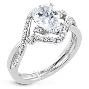 PEAR-CUT CRISS-CROSS ENGAGEMENT RING IN PLATINUM WITH DIAMONDS