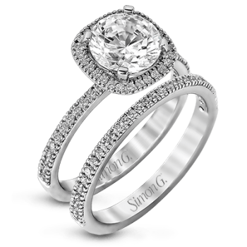 ROUND-CUT HALO ENGAGEMENT RING & MATCHING WEDDING BAND IN PLATINUM WITH DIAMONDS